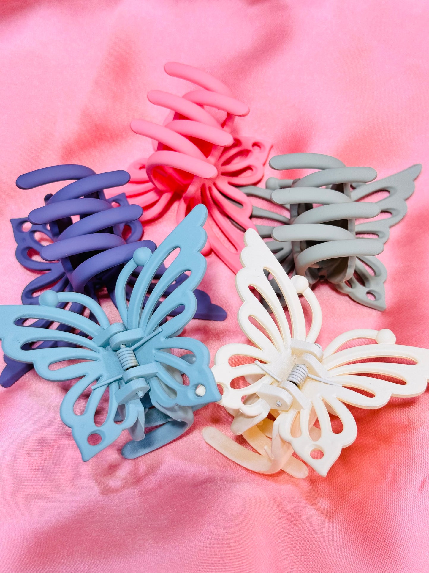 🦋Butterfly Hair Claw Clips – Elegant & Durable Grip🦋